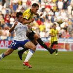 El Oviedo recoge un punto de Zaragoza en un partido insulso