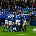 El Oviedo golea bajo la lluvia