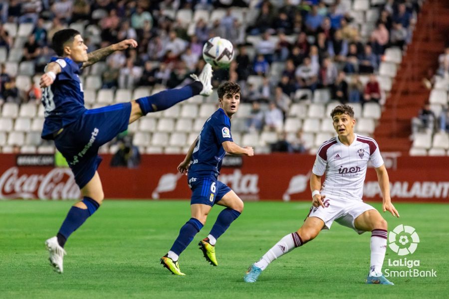 El Oviedo que se encuentra Cervera