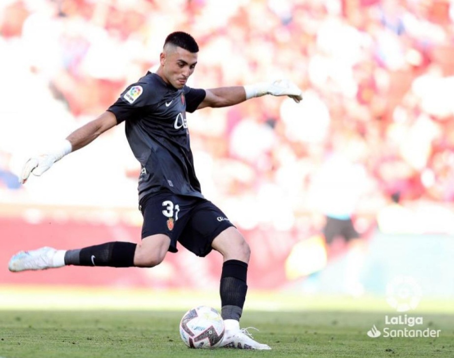 Leo Román